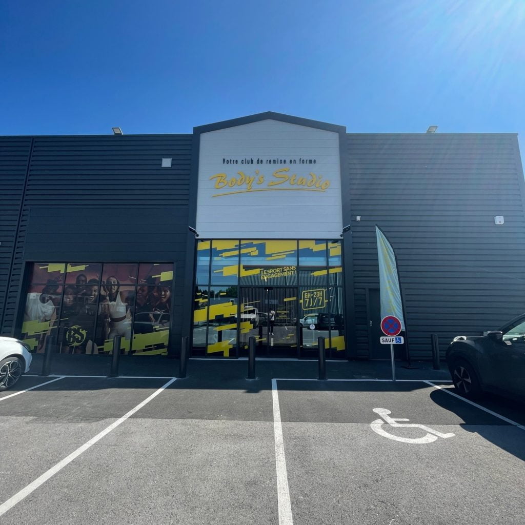 Devanture salle de sport Bodys Studio villeneuve de berg